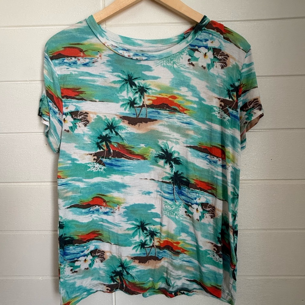 RVCA 96% Modal Tropical Teal and Red Short Sleeve Hawaiin Tee